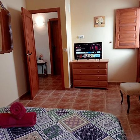 Casa Camille.Villares Елче де ла Сиера Екстериор снимка